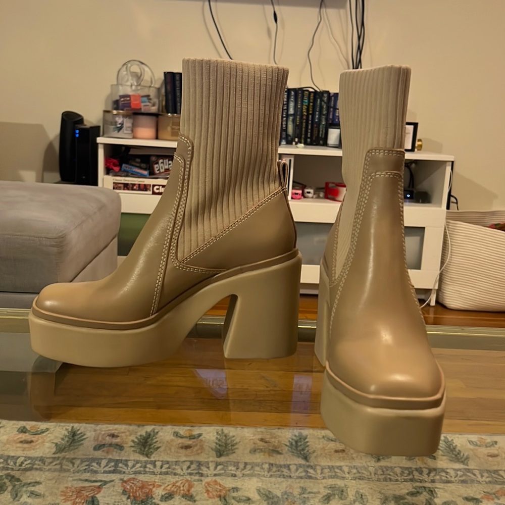 Dolce Vita Odina Boots. Size 6.5, never worn
